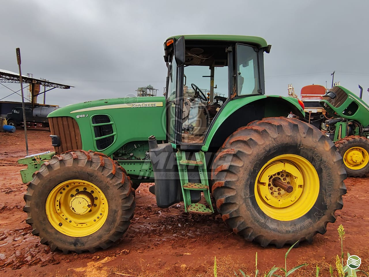 TRATOR JOHN DEERE JOHN DEERE 6165J Tração 4x4 Mana Máquinas RIBEIRAO PRETO SÃO PAULO SP
